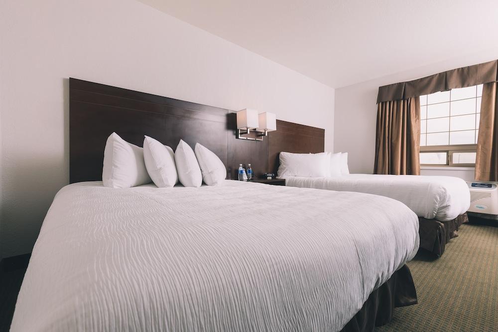 Service Plus Inns And Suites Гранд Прери Екстериор снимка