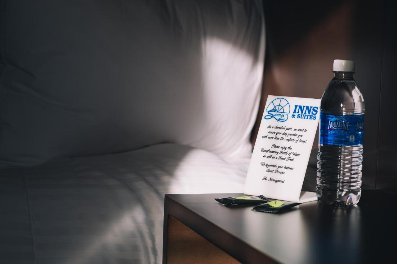Service Plus Inns And Suites Гранд Прери Екстериор снимка