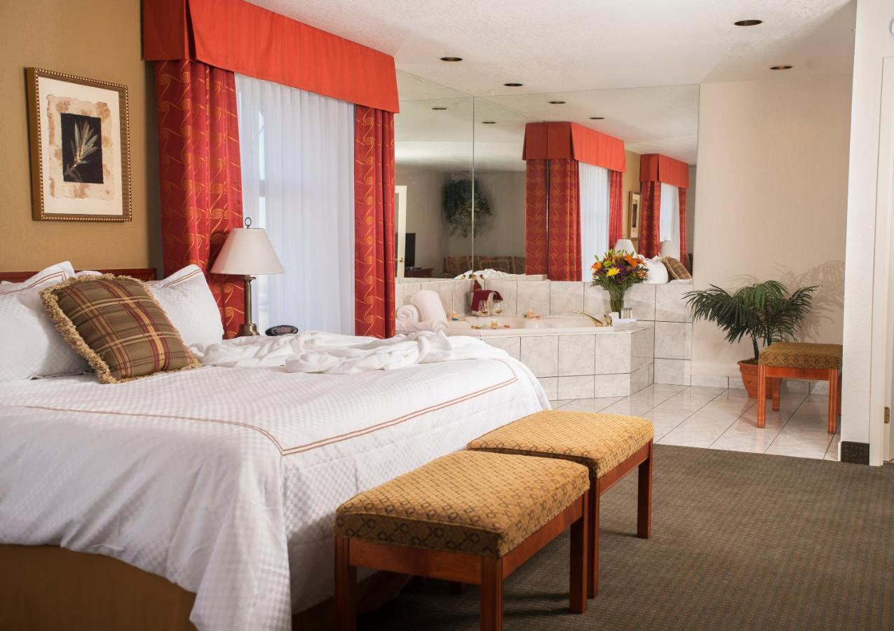 Service Plus Inns And Suites Гранд Прери Екстериор снимка
